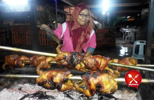 Ayam Golek Nara Seafood, Pantai Dalam