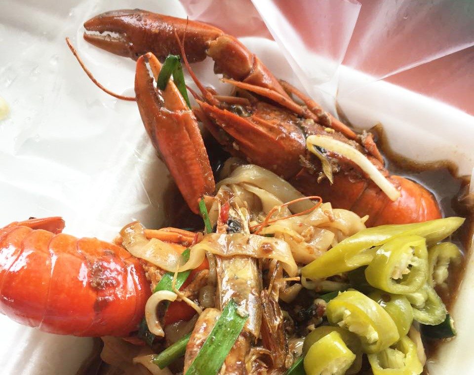 Fahmie Char Kuey Teow Shah Alam. Bawah Char Keow Teow, Atas Ketam Besar!