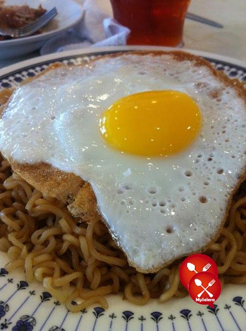 maggi-goreng-restoran-darussalam-ss15