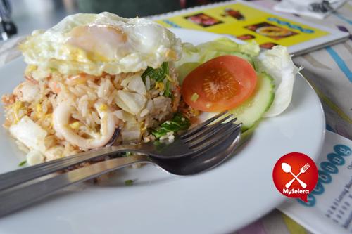 restoran rebung nasi goreng seafood