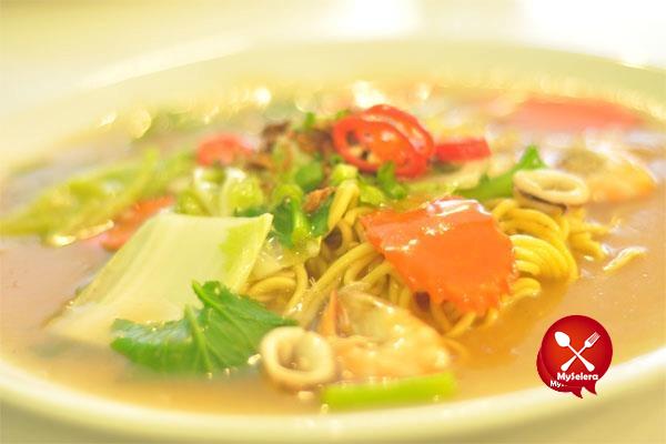Mee Hong Kong Tumes Cafe