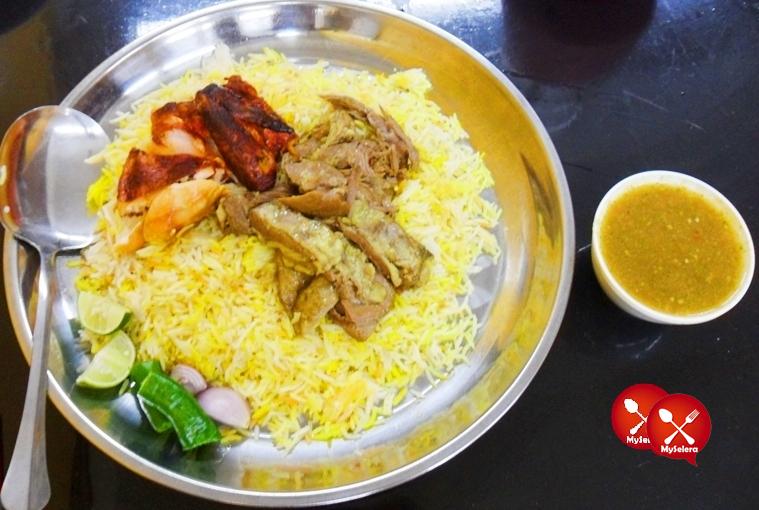 SAM_1933 D'Arab Cafe
