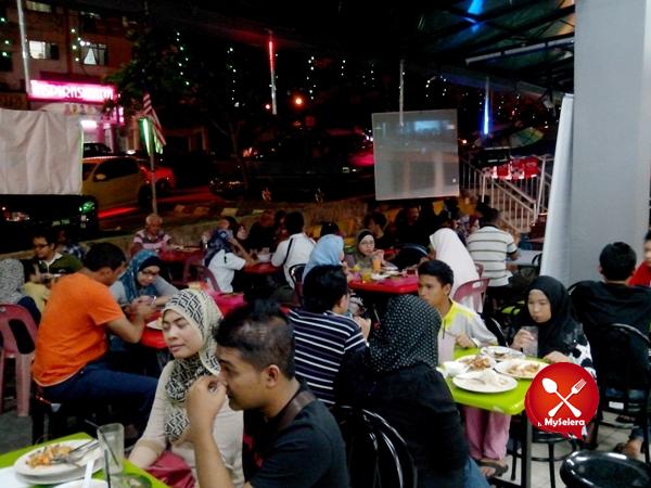 restoran bisik bisik ramai