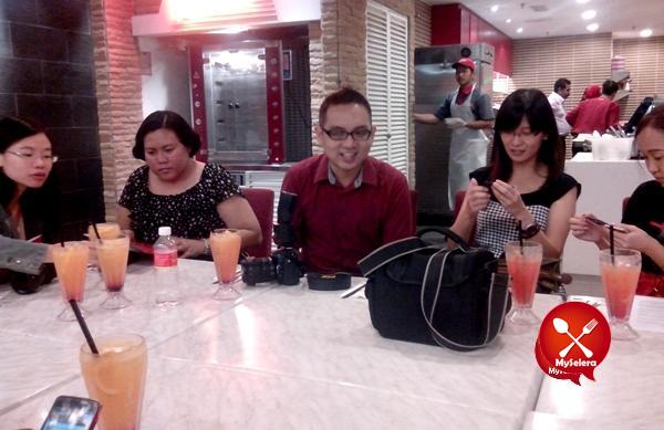 Para bloggers review Teriyaki Chicken Kenny Rogers