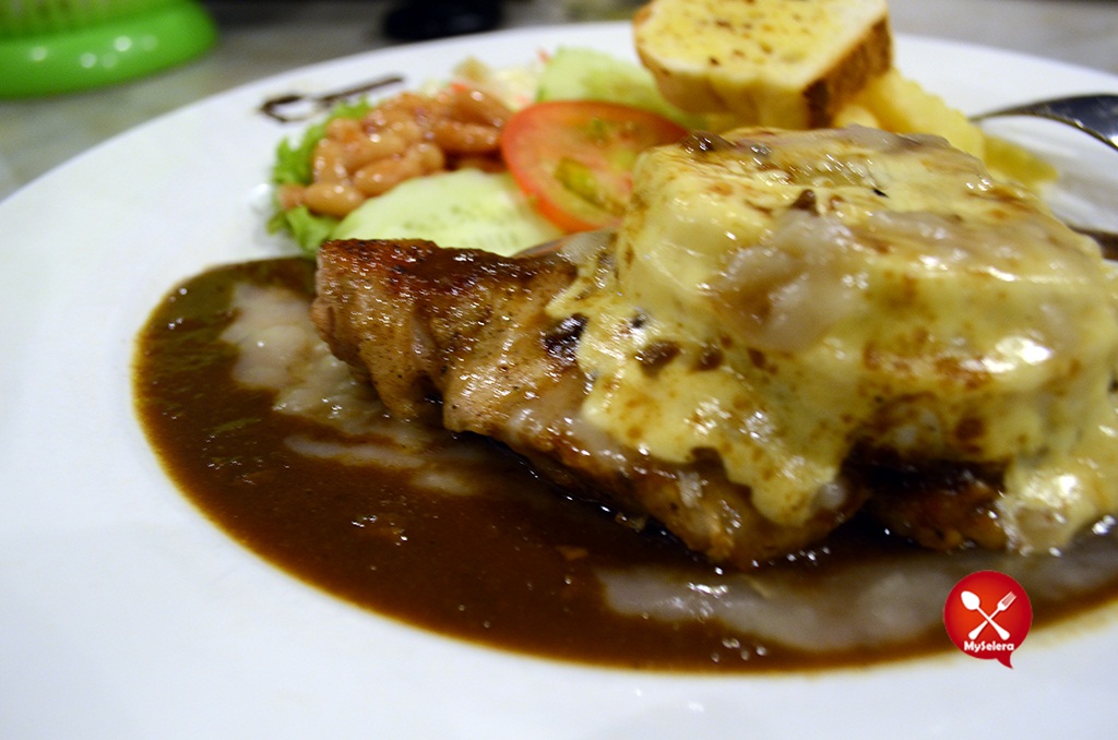Grill Hawaii Chicken Hazlan Bistro Kuala Terengganu