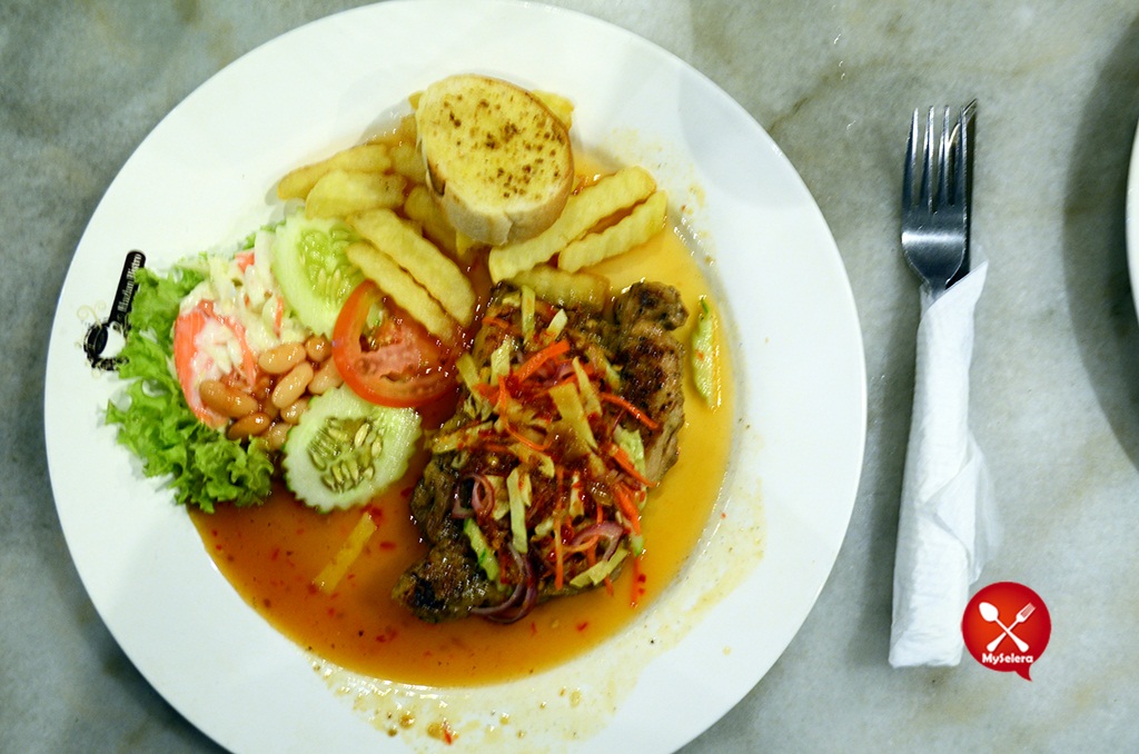 Grill Thai Chicken 2 Hazlan Bistro Kuala Terengganu