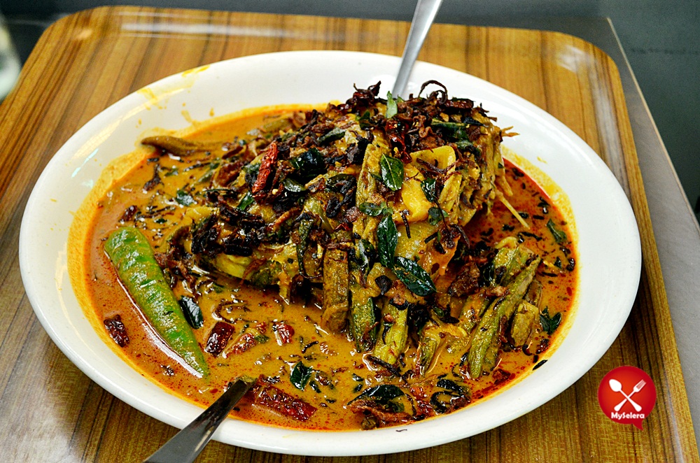 Kari Kepala Ikan Original Kayu Nasi Kandar