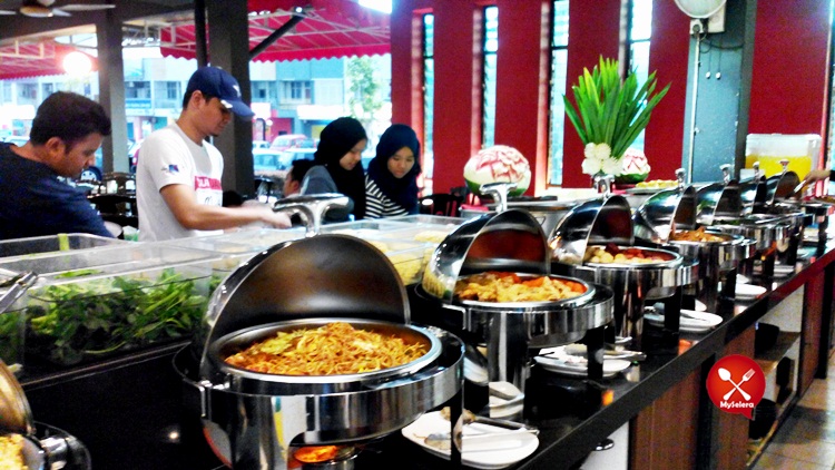 Red Wok Steamboat Bangi