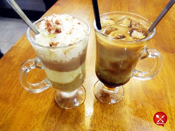 Berbuka Puasa di Rail Canteen Layer Aiskrim dan Kopi Cendol