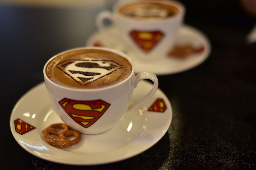 Dc Comics Superheroes Cafe